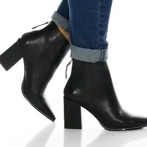 Steve Madden Olga Sleek Black Heeled Boots